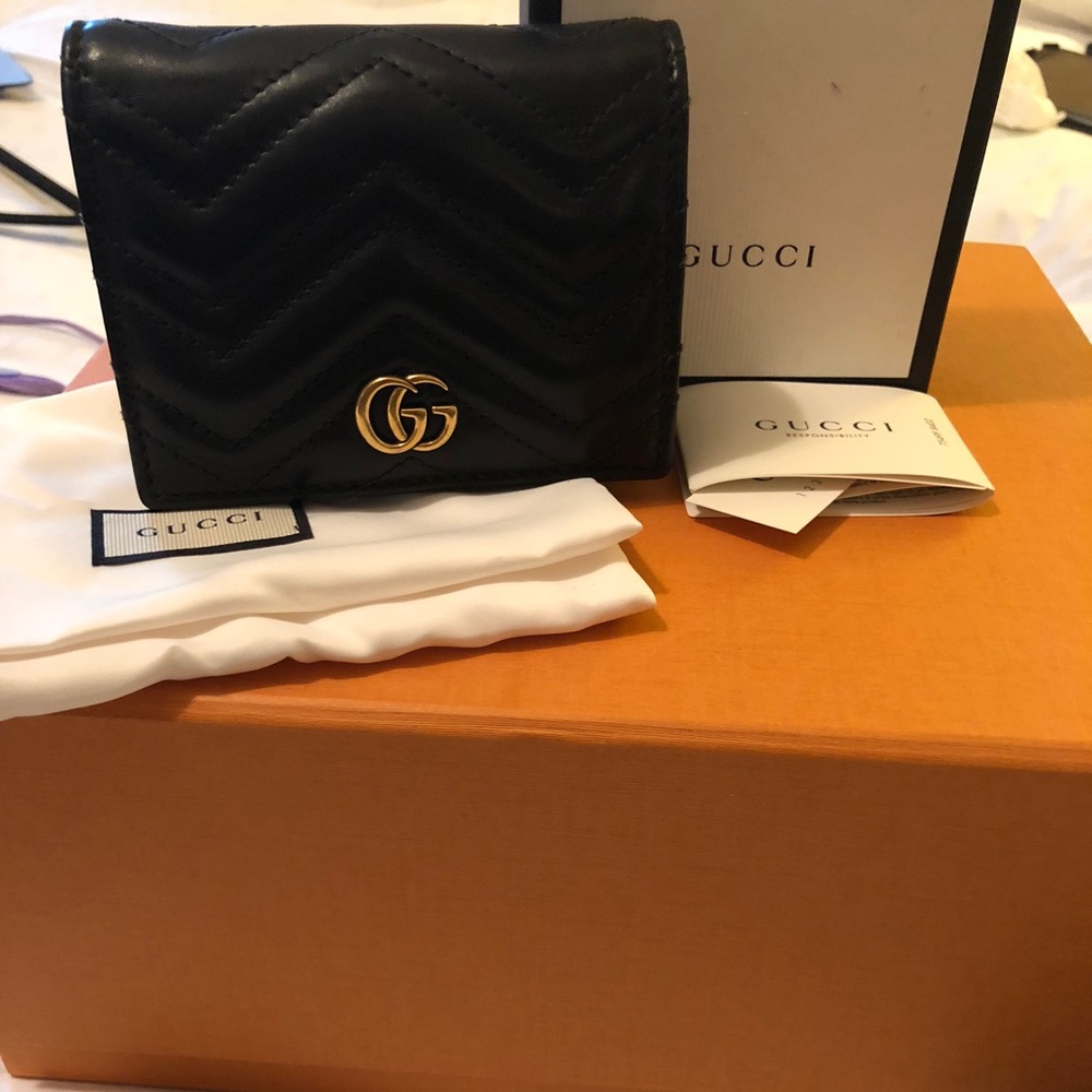 Gucci GG Marmont Card Case Wallet